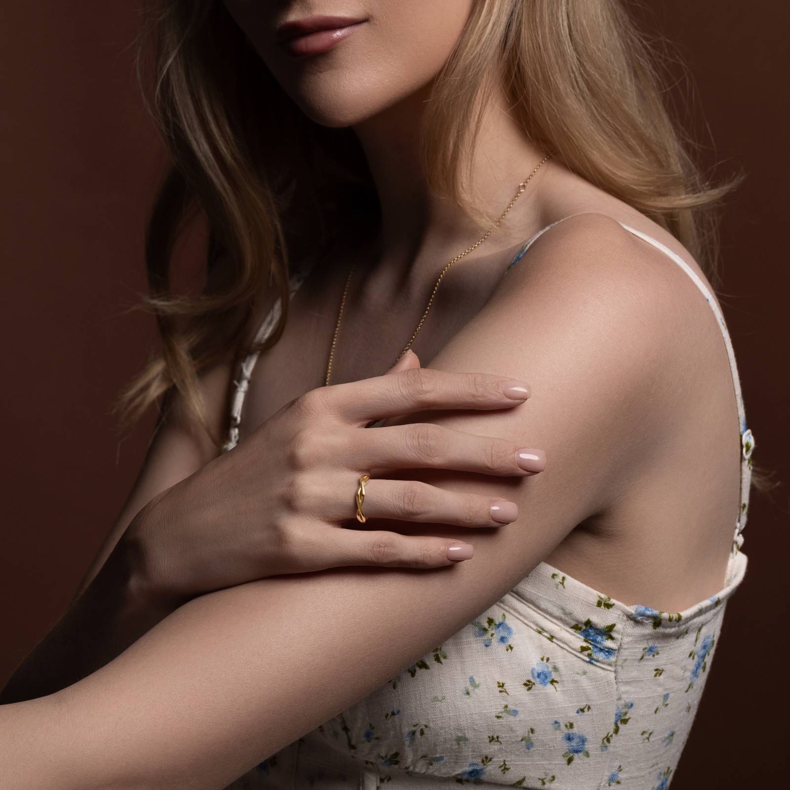 Emma Twist Ring